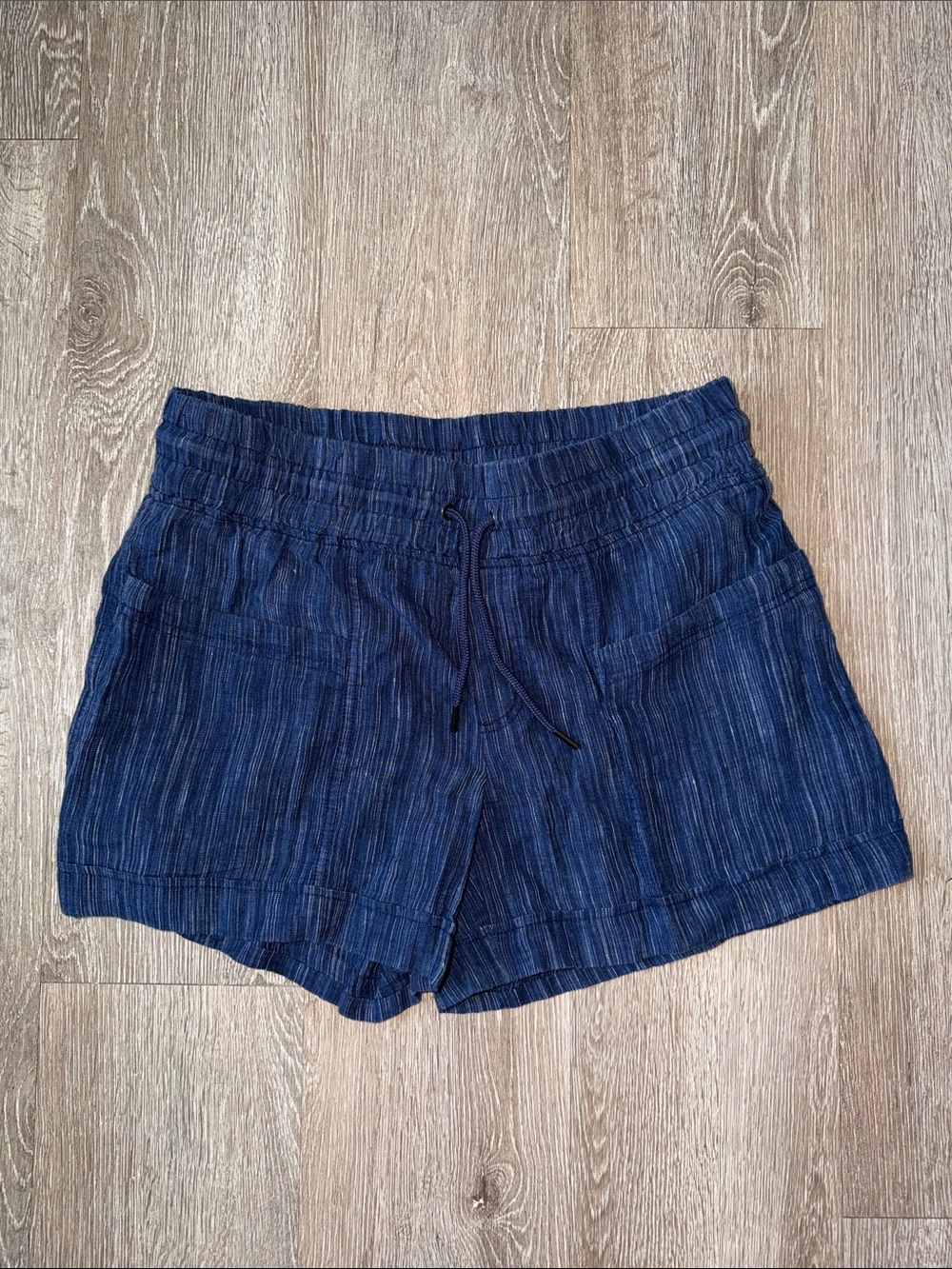 Athleta Cabo linen textured Indigo Striped Elastic Waist Shorts new